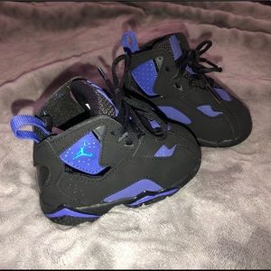 Jordan retro baby shoes size 4c